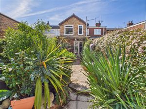 Rear elevation- click for photo gallery